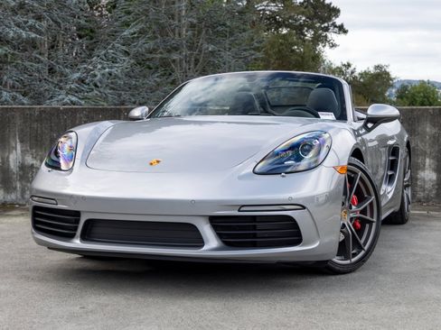 Certified 2025 Porsche 718 Boxster S image 7