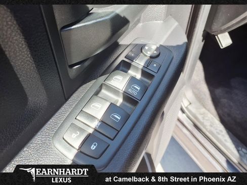 Used 2017 RAM 1500 Express image 23