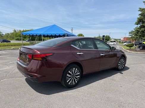 Certified 2023 Nissan Altima 2.5 SV AWD/4WD image 6