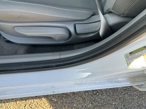 Used 2025 Hyundai Elantra SEL image 10