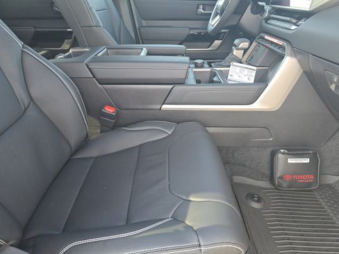 New 2026 Toyota Tundra Limited image 12