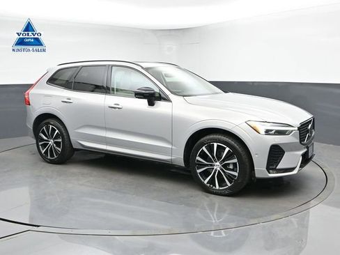 Used 2023 Volvo XC60 B5 Plus w/ Climate Package AWD/4WD image 1