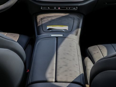 New 2025 Mercedes-Benz E 450 4MATIC All-Terrain Wagon image 8