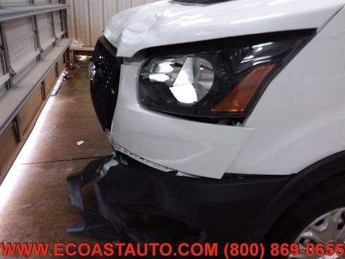Used 2021 Ford Transit 250 Medium Roof image 17