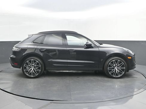 New 2026 Porsche Macan AWD/4WD image 8