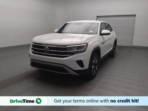 Used 2021 Volkswagen Atlas Cross Sport SE image 1