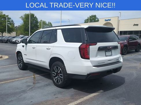 Used 2023 GMC Yukon AT4 w/ AT4 Premium Package AWD/4WD image 3