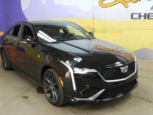 Used 2025 Cadillac CT4 Sport w/ Climate Package AWD/4WD image 4
