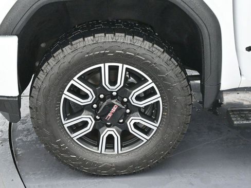 Used 2022 GMC Sierra 2500 AT4 w/ AT4 Preferred Package image 37