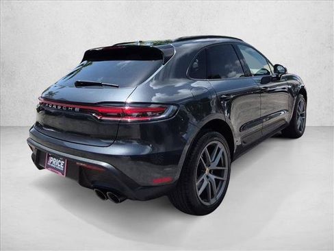 Used 2023 Porsche Macan AWD/4WD image 5