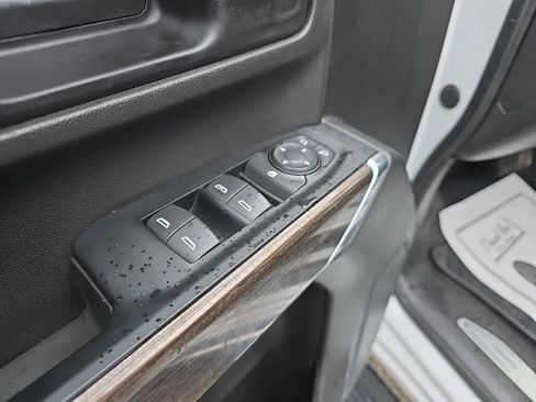 Used 2023 Chevrolet Silverado 2500 LT image 12
