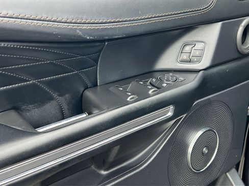 Used 2020 Ford Expedition Platinum image 15