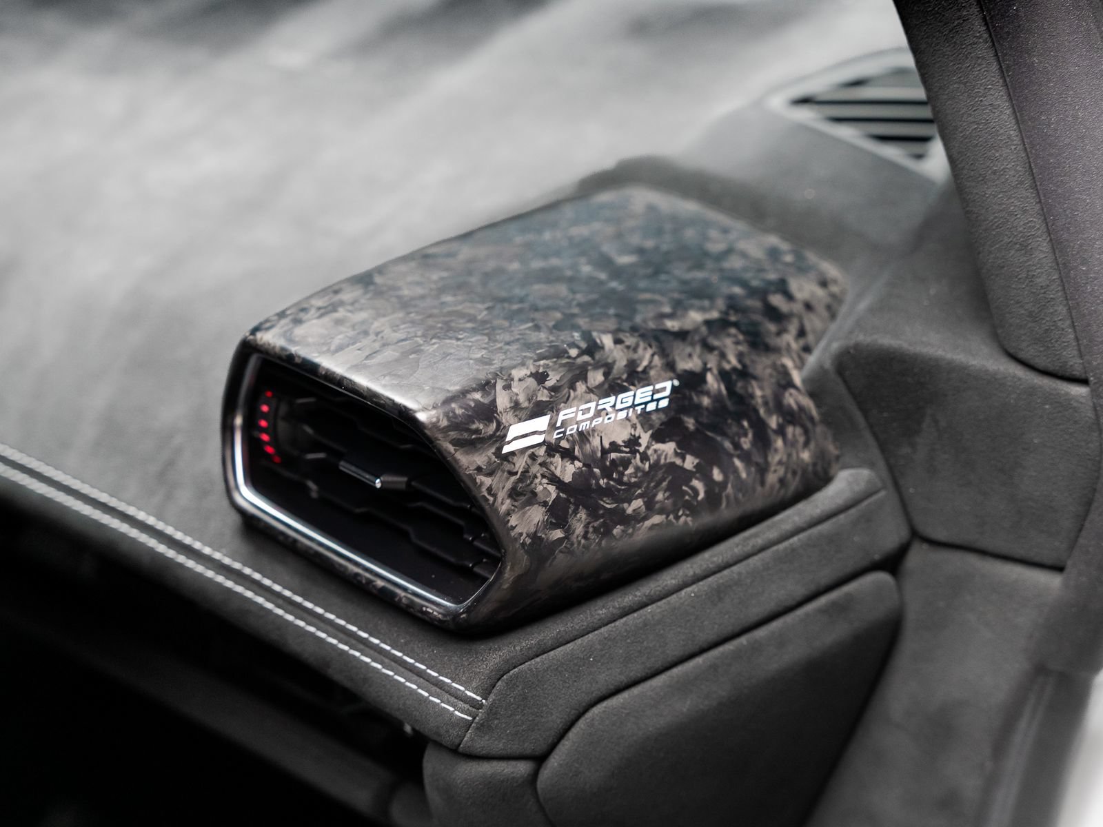 Used 2018 Lamborghini Huracan Performante AWD/4WD image 77
