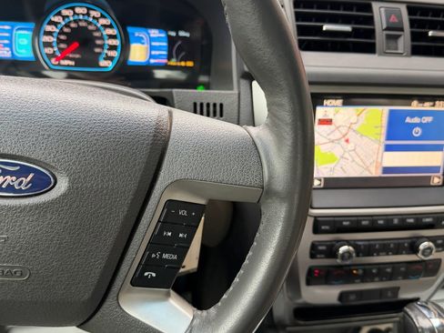 Used 2011 Ford Fusion Hybrid w/ 502A Rapid Spec Order Code image 19