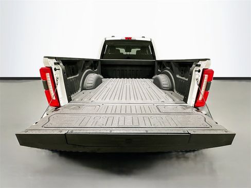 Used 2026 Ford F250 Lariat w/ FX4 Off-Road Package image 26