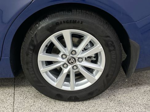 Used 2025 Toyota Camry LE image 16