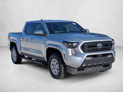 Certified 2024 Toyota Tacoma SR5 w/ SR5 Upgrade Package AWD/4WD image 3