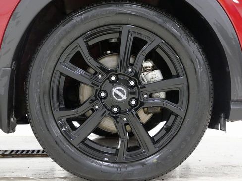 Used 2023 Nissan Kicks SR w/ SR Premium Package image 9