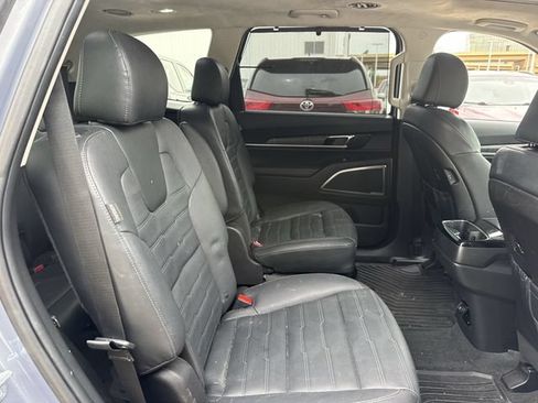 Used 2023 Kia Telluride SX Prestige AWD/4WD image 33