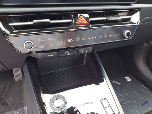 New 2026 Kia Niro Wind w/ Wind Preserve Package FWD image 23