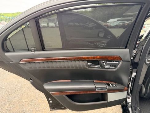 Used 2011 Mercedes-Benz S 600 image 48