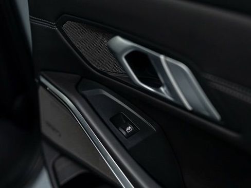 Used 2021 BMW M3 Competition image 31