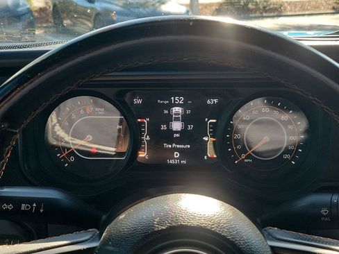 Used 2024 Jeep Gladiator Mojave image 33