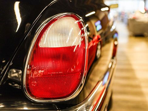 Used 2000 Rolls-Royce Corniche RWD image 6