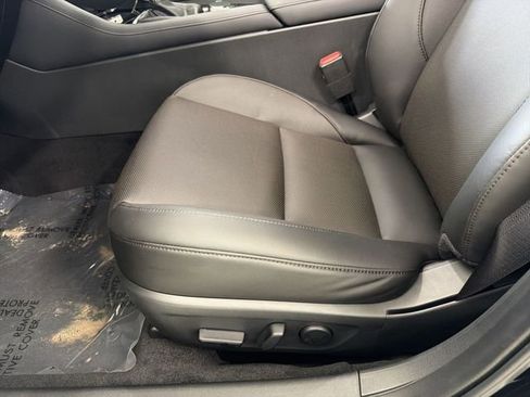 New 2026 MAZDA MAZDA3 Hatchback w/Premium Plus Pkg image 20