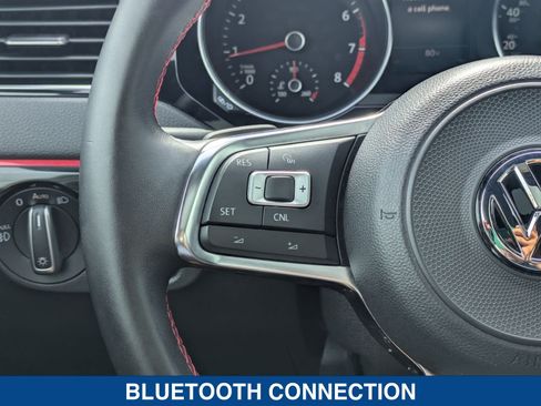 Used 2017 Volkswagen Jetta GLI FWD image 25