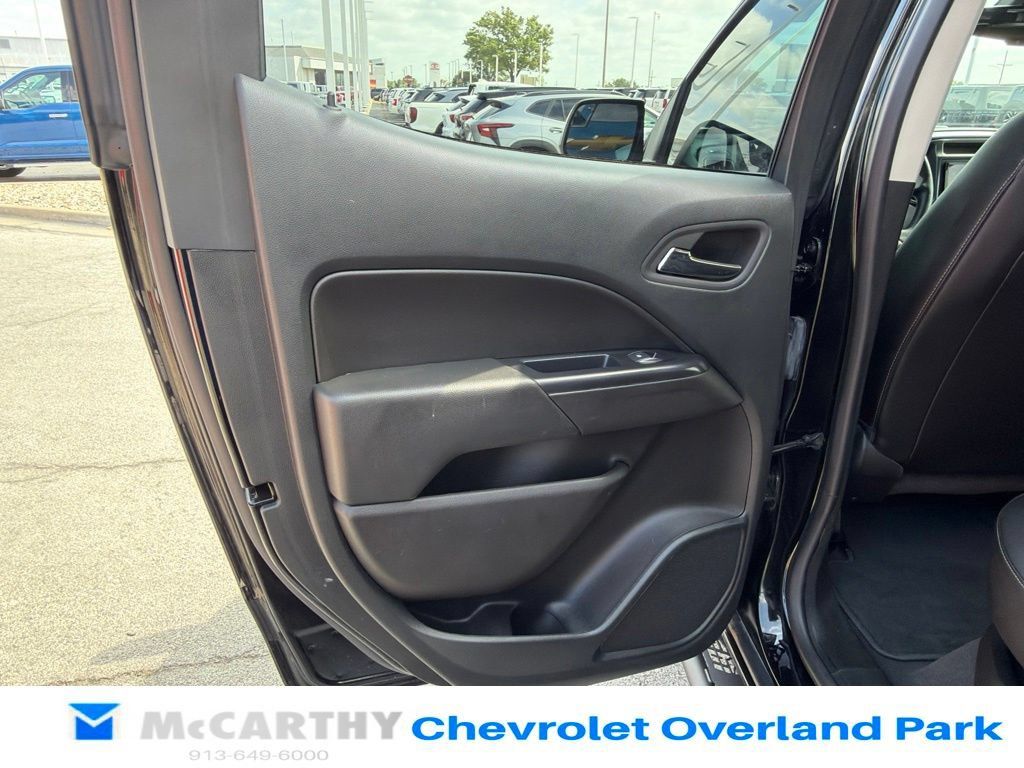 Used 2022 Chevrolet Colorado ZR2 AWD/4WD image 28