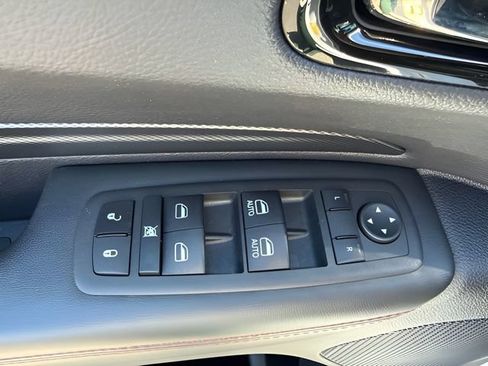 Used 2023 Dodge Durango GT w/ Blacktop Package AWD/4WD image 10