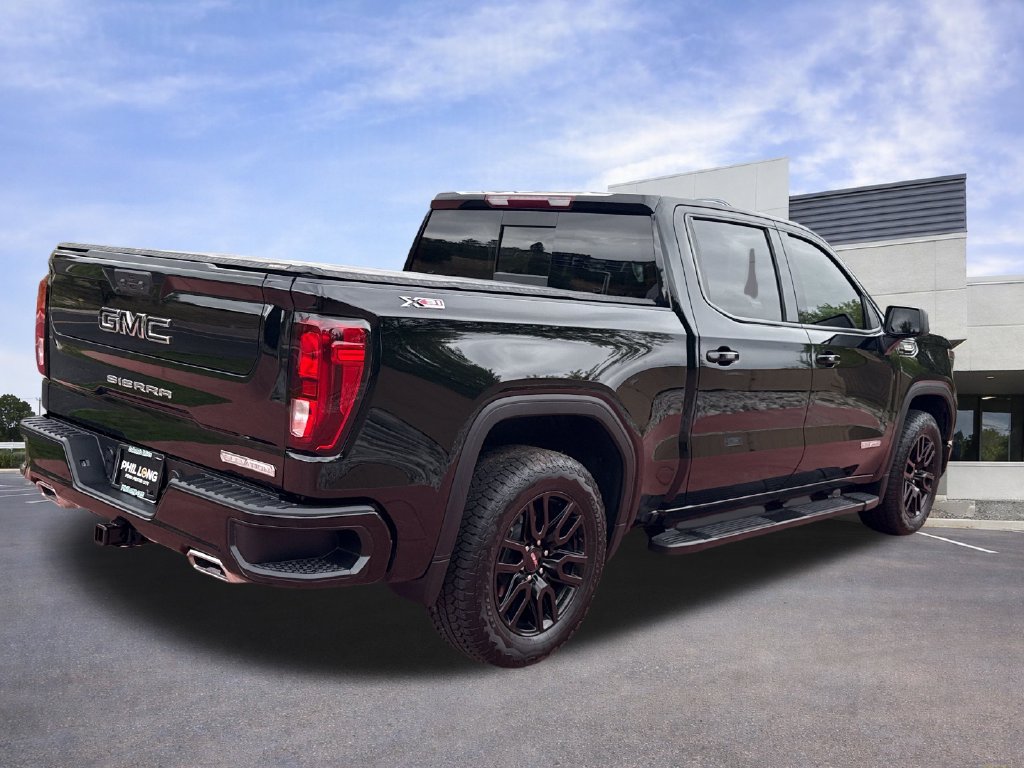Used 2025 GMC Sierra 1500 Elevation w/ Preferred Package AWD/4WD image 7