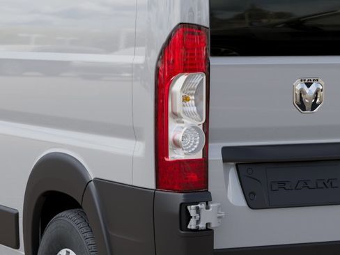 New 2025 RAM ProMaster 2500 w/ Quick Order Package 22G SLT FWD image 9