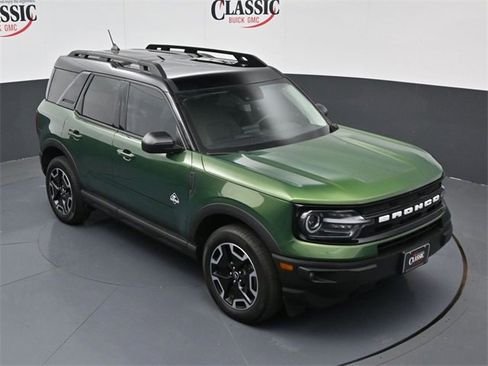 Used 2024 Ford Bronco Sport Outer Banks image 13