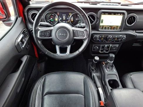 Certified 2022 Jeep Wrangler Unlimited Sahara w/ Cold Weather Group image 14