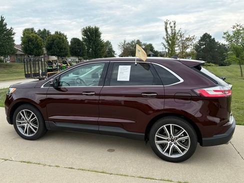 Certified 2024 Ford Edge Titanium AWD/4WD image 6