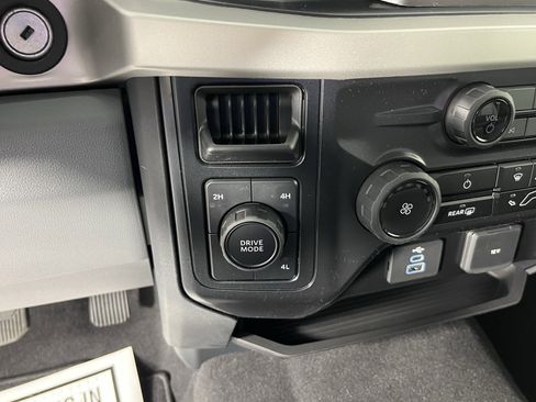 New 2026 Ford F250 XL w/ STX Appearance Package AWD/4WD image 18