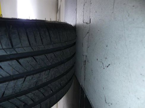 Used 2018 Tesla Model 3 Long Range image 29