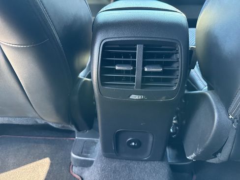 Used 2023 Ford Escape ST-Line FWD image 16