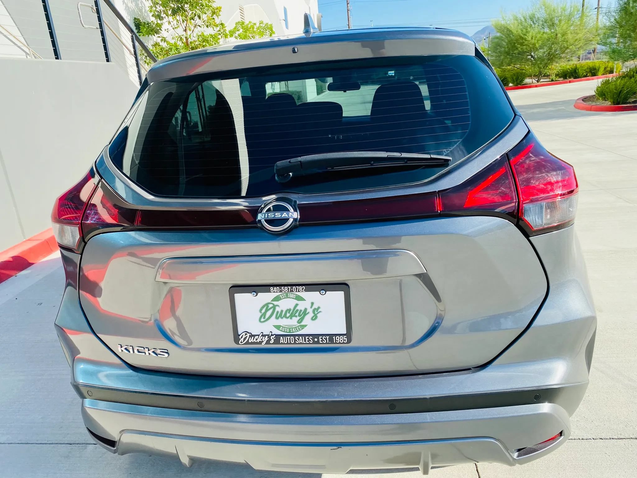 Used 2023 Nissan Kicks S FWD image 11