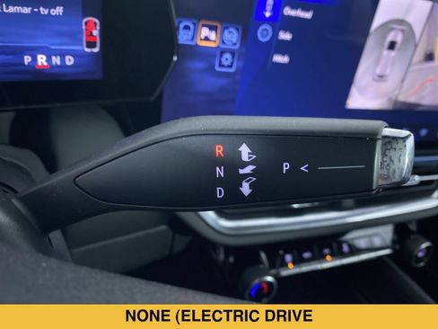 Certified 2024 Chevrolet Equinox EV LT FWD image 8