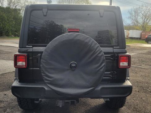 Used 2020 Jeep Wrangler Unlimited Sport AWD/4WD image 7