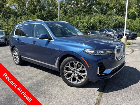 Used 2022 BMW X7 xDrive40i w/ Premium Package AWD/4WD image 1