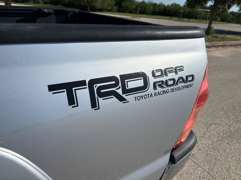 Used 2005 Toyota Tacoma PreRunner RWD image 14