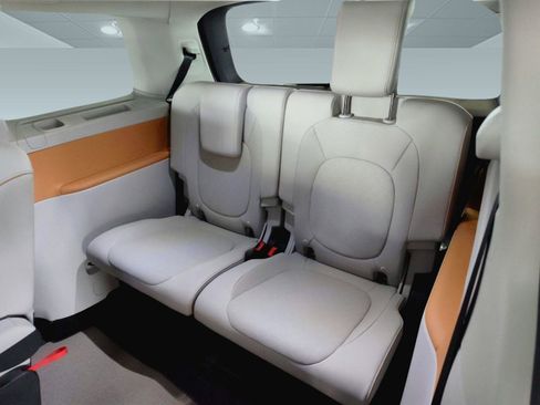 New 2025 Volkswagen ID. Buzz Pro S Plus image 21