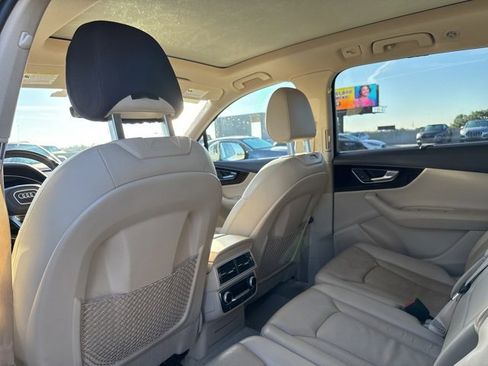 Used 2017 Audi Q7 3.0T Premium Plus image 11