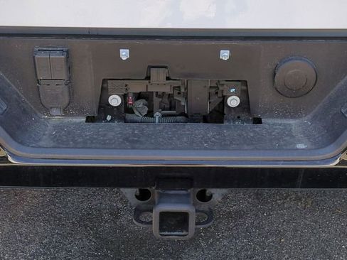 Used 2024 GMC Sierra 1500 AT4X AWD/4WD image 15