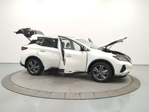Used 2024 Nissan Murano Platinum w/ Cargo Package image 16