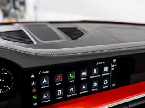 Used 2022 Porsche 911 Carrera image 12